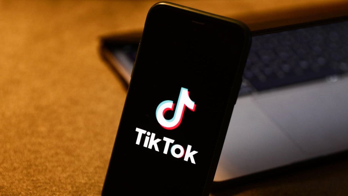 TikTok Not Working? Latest Fix + Download Guide